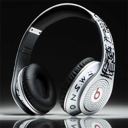 Beats By Dr. Dre Studio Graffiti Limited Edition Over-Ear Headphones With Diamond - Click Image to Close