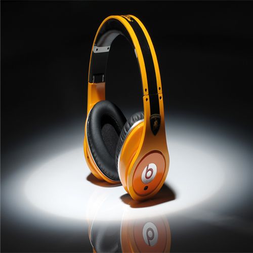 Beats By Dre High Definition Powered Isolation Headphones Ferrari Yellow Black Racing Edition - Click Image to Close