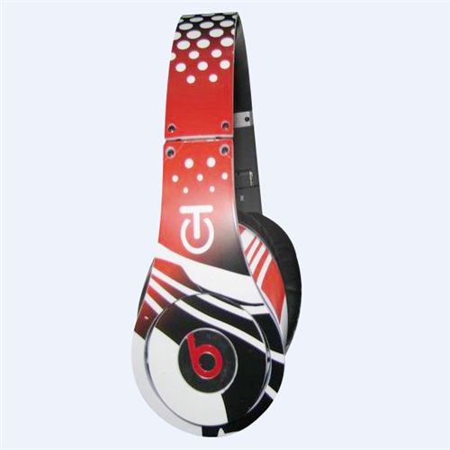 Monster Beats by Dr Dre Graffiti Limited Edition Headphones Red - Click Image to Close